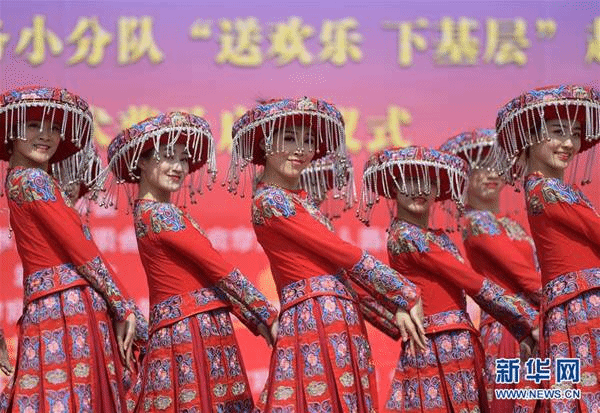 (新华全媒头条·两会精神看落实·图文互动)(1)把握时代脉搏聆听时代声音——落实全国两会精神坚定文化自信述评