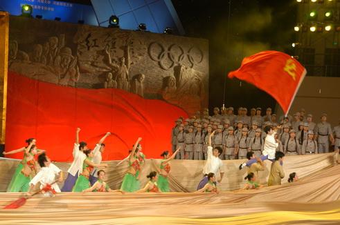 河南省纪念“五四”运动90周年主题歌会在我校隆重举行——音乐系演出剧照