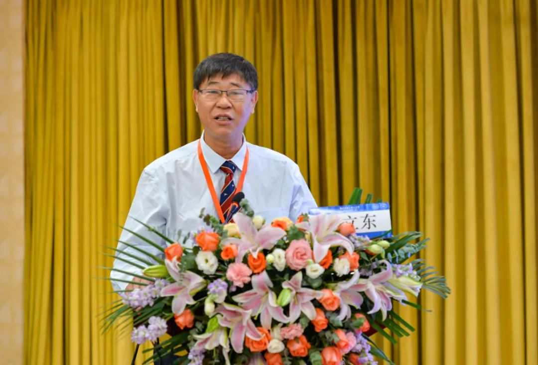 我室王立东教授团队赴重庆参加首届三峡人才节•三峡“代谢与肿瘤”论坛