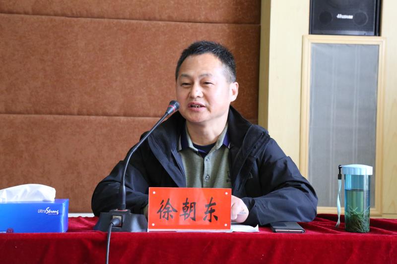 文学院举办研究生的学术追求学术讲座