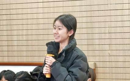 2b8bee70fcc9bef5835768a479ffb641