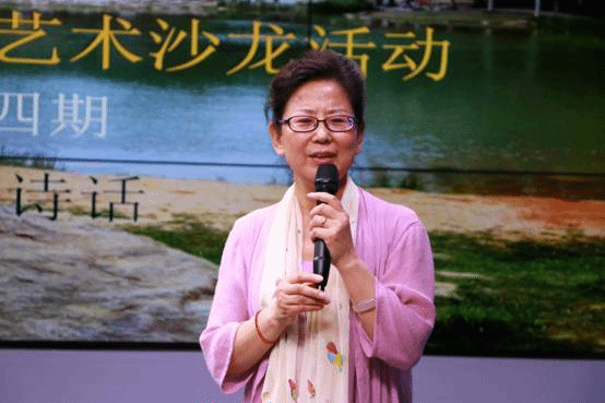 图片包含 户外, 人员, 水, 掌握已生成高可信度的说明